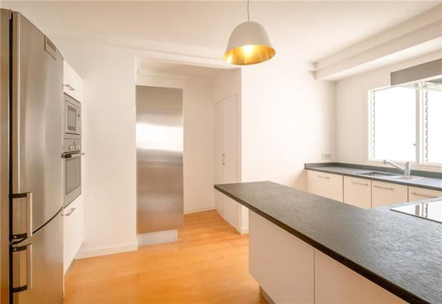 3 bedroom Apartment for rent in La Seu, Palma de Mallorca - € 2,900 (Ref: 8401842)