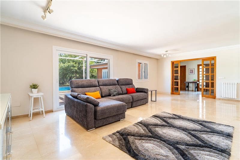 5 soverom Villa til salgs i Marratxi med svømmebasseng garasje - € 1 290 000 (Ref: 8458837)