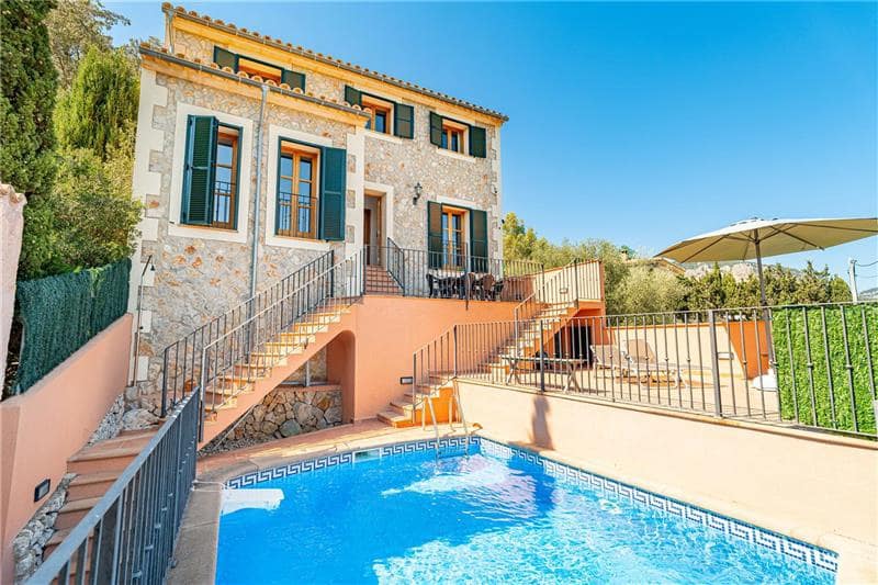 3 soveværelse Villa til salg i Alaro med swimmingpool garage - € 975.000 (Ref: 8465516)