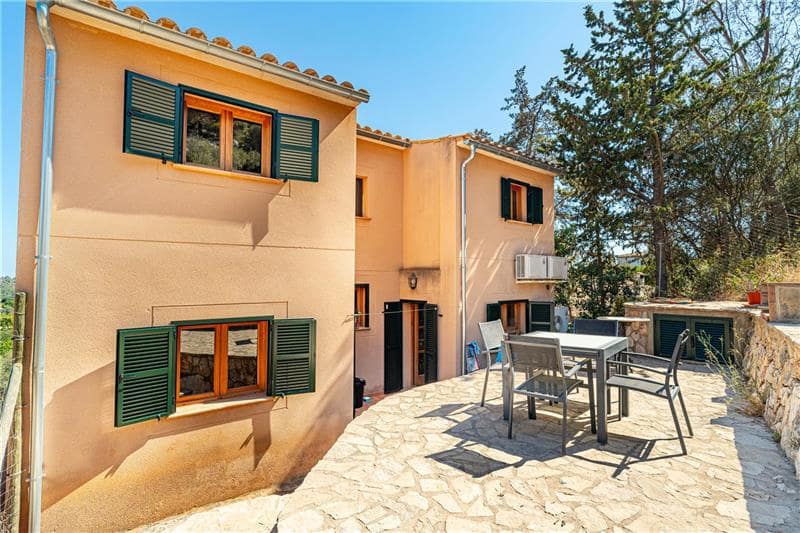 3 soveværelse Villa til salg i Alaro med swimmingpool garage - € 975.000 (Ref: 8465516)