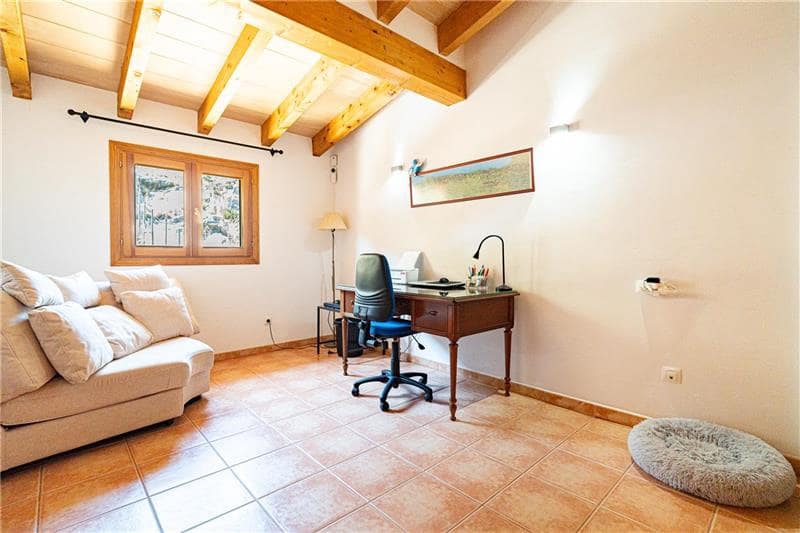 3 soveværelse Villa til salg i Alaro med swimmingpool garage - € 975.000 (Ref: 8465516)