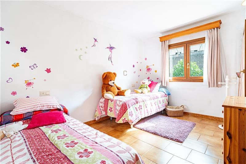 5 soveværelse Rækkehus til salg i Palma de Mallorca med garage - € 1.150.000 (Ref: 8479584)