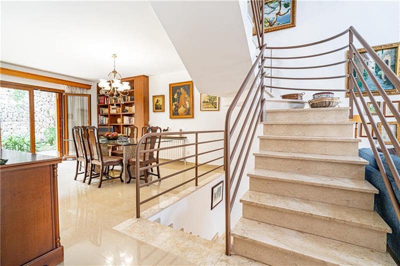 5 soveværelse Rækkehus til salg i Palma de Mallorca med garage - € 1.150.000 (Ref: 8479584)