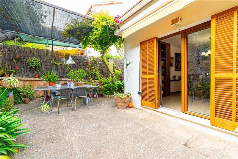 5 soveværelse Rækkehus til salg i Palma de Mallorca med garage - € 1.150.000 (Ref: 8479584)