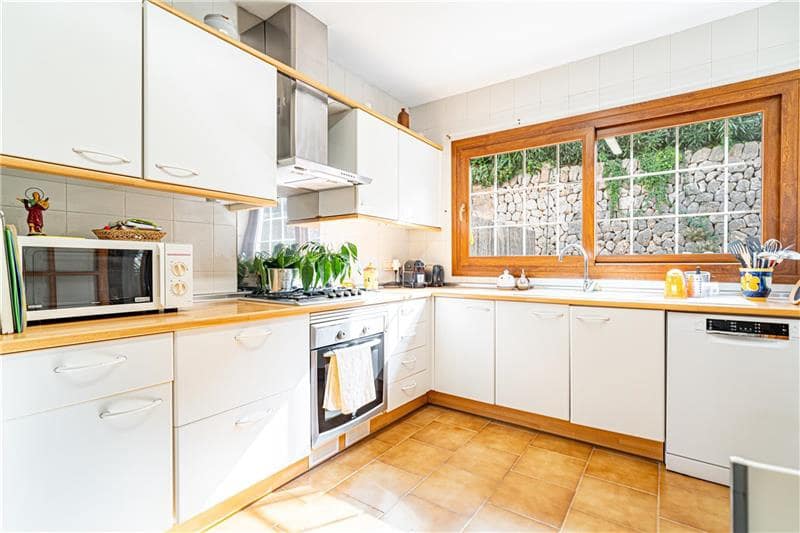 5 soveværelse Rækkehus til salg i Palma de Mallorca med garage - € 1.150.000 (Ref: 8479584)