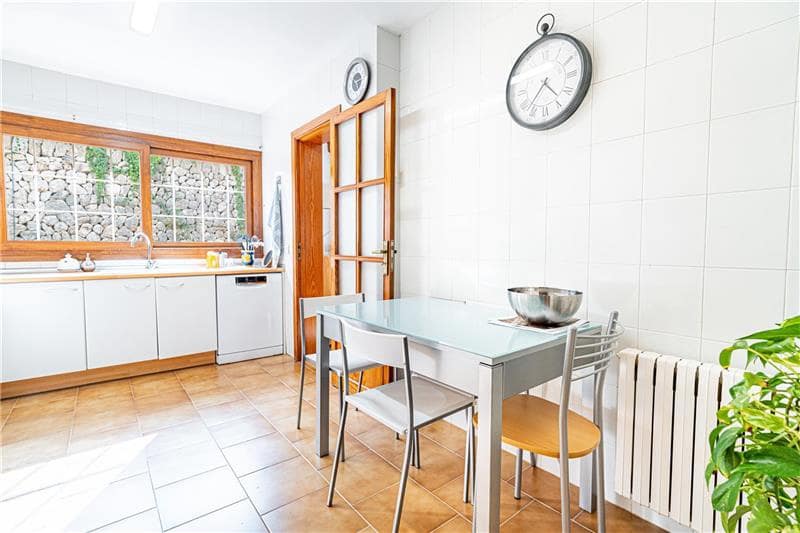 5 soveværelse Rækkehus til salg i Palma de Mallorca med garage - € 1.150.000 (Ref: 8479584)