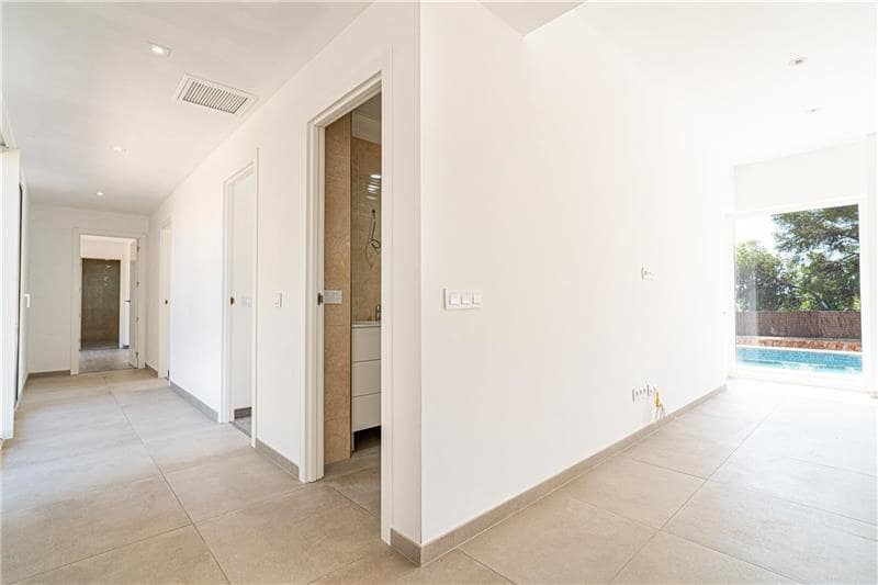 3 soveværelse Villa til salg i Cala Pi med swimmingpool garage - € 950.000 (Ref: 8494000)