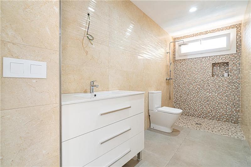 3 soveværelse Villa til salg i Cala Pi med swimmingpool garage - € 950.000 (Ref: 8494000)