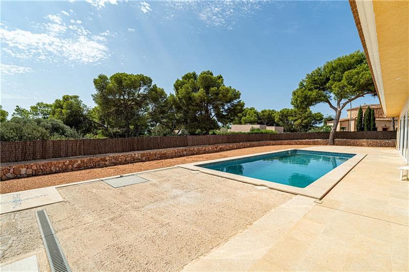 3 soveværelse Villa til salg i Cala Pi med swimmingpool garage - € 950.000 (Ref: 8494000)