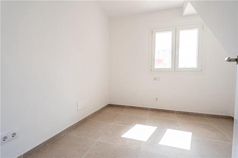 3 soveværelse Lejlighed til salg i Palma de Mallorca - € 425.000 (Ref: 8572992)