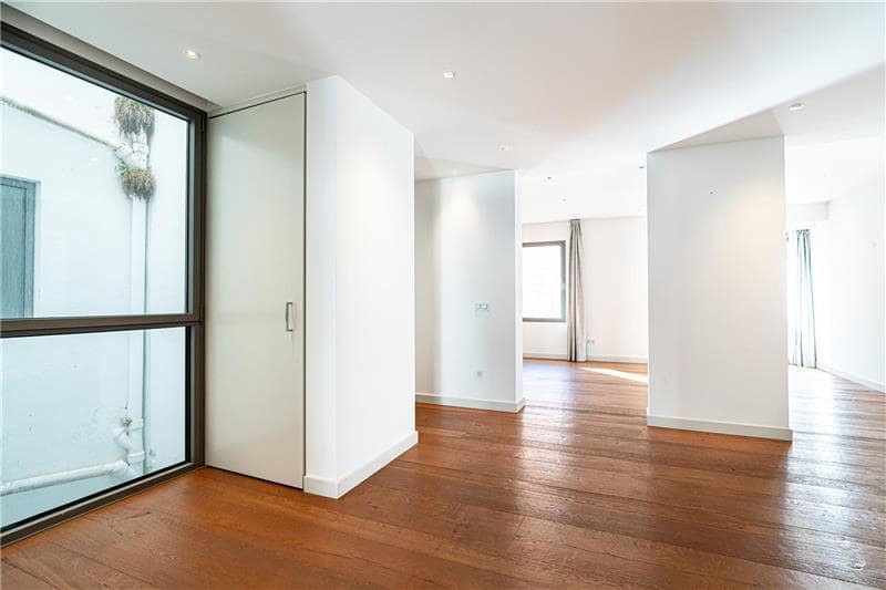 3 quarto Apartamento para venda em Palma de Mallorca com garagem - 1 750 000 € (Ref: 8600285)