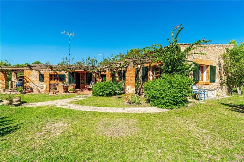 3 sovrum Finca/Hus på landet till salu i Son Servera - 850 000 € (Ref: 8613780)