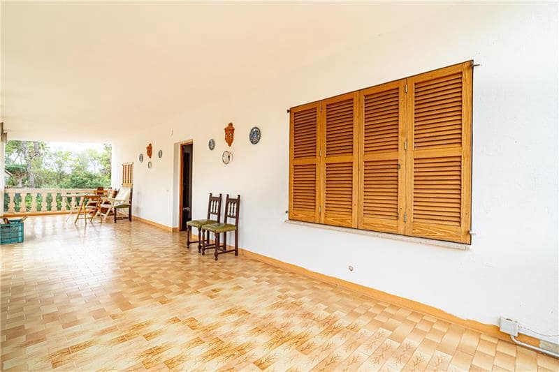 3 makuuhuone Maalaistalo myytävänä paikassa Algaida mukana 
autotalli - 450 000 € (Ref: 8635289)