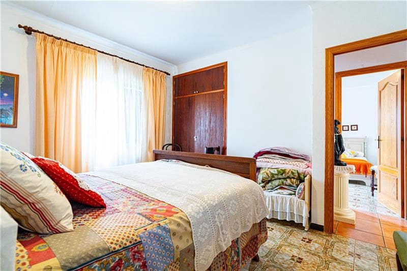 3 makuuhuone Maalaistalo myytävänä paikassa Algaida mukana 
autotalli - 450 000 € (Ref: 8635289)