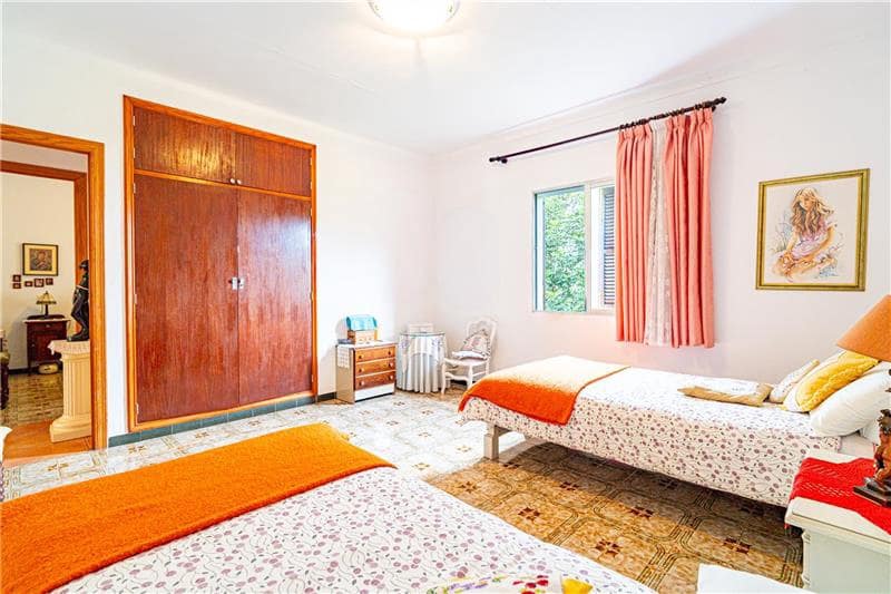 3 makuuhuone Maalaistalo myytävänä paikassa Algaida mukana 
autotalli - 450 000 € (Ref: 8635289)