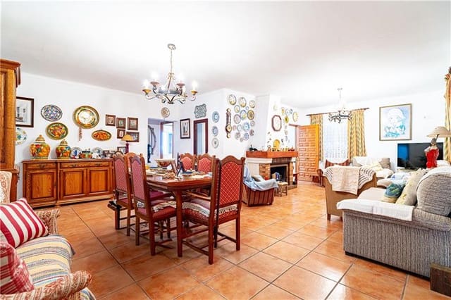 3 chambre Finca/Maison de Campagne à vendre à Algaida avec garage - 450 000 € (Ref: 8635289)