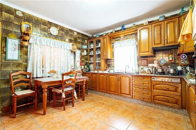 3 chambre Finca/Maison de Campagne à vendre à Algaida avec garage - 450 000 € (Ref: 8635289)