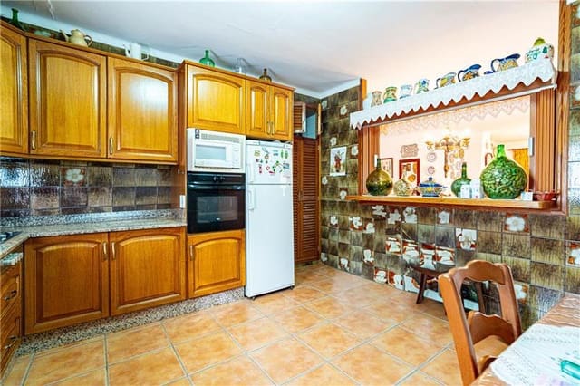 3 chambre Finca/Maison de Campagne à vendre à Algaida avec garage - 450 000 € (Ref: 8635289)