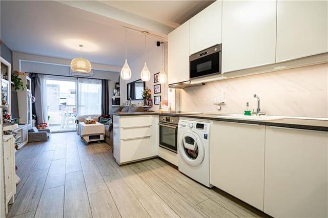 4 soveværelse Byhus til salg i Llucmajor med garage - € 420.000 (Ref: 8676522)