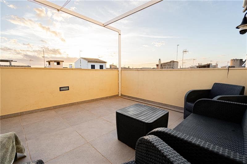 4 bedroom Townhouse for sale in Llucmajor with garage - € 420,000 (Ref: 8676522)