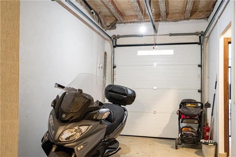 4 bedroom Townhouse for sale in Llucmajor with garage - € 420,000 (Ref: 8676522)