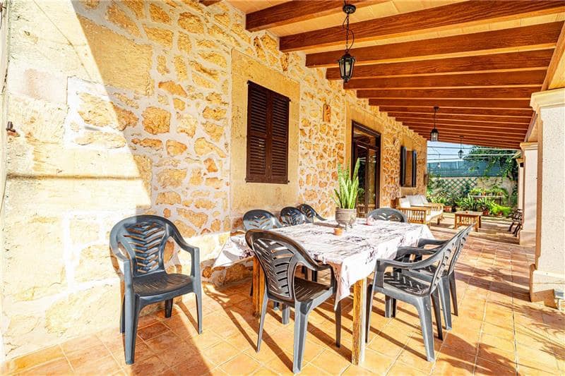 4 soveværelse Byhus til salg i Algaida med swimmingpool garage - € 1.950.000 (Ref: 8697018)