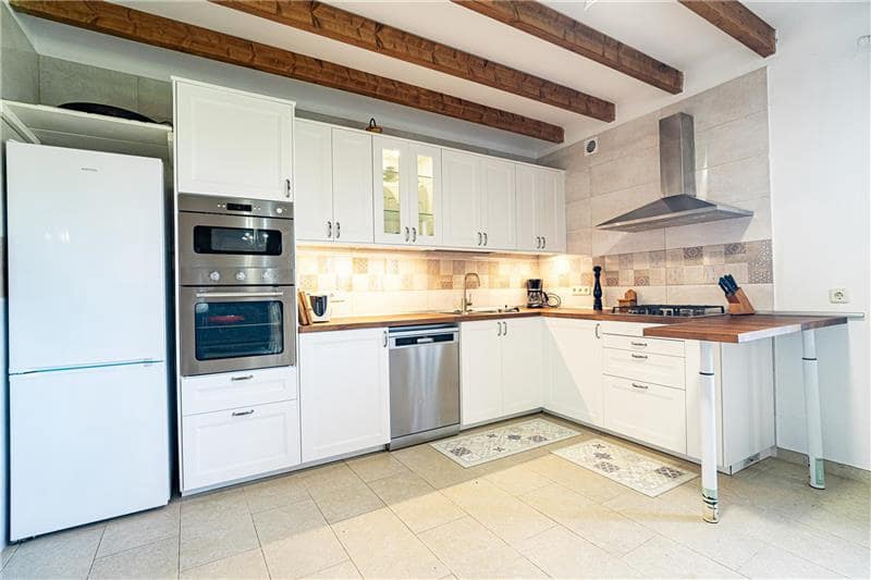 4 soveværelse Byhus til salg i Algaida med swimmingpool garage - € 1.950.000 (Ref: 8697018)