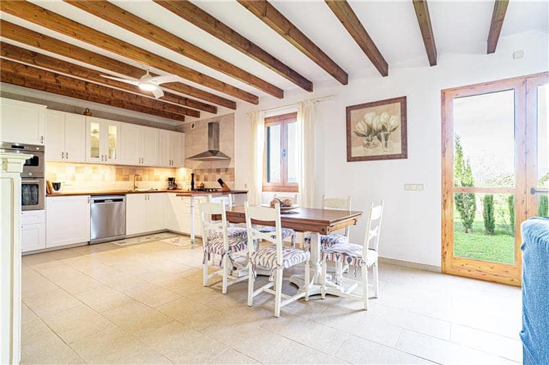 4 soveværelse Byhus til salg i Algaida med swimmingpool garage - € 1.950.000 (Ref: 8697018)