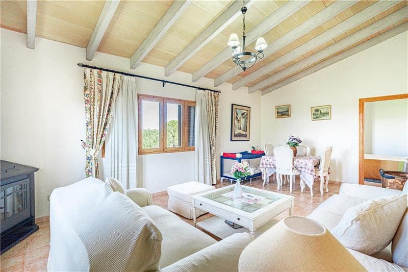 4 soveværelse Byhus til salg i Algaida med swimmingpool garage - € 1.950.000 (Ref: 8697018)