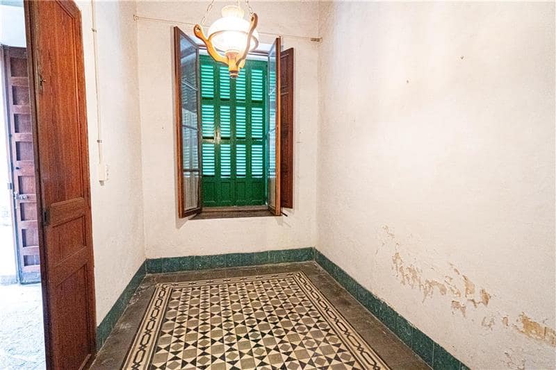 6 soveværelse Byhus til salg i Soller - € 650.000 (Ref: 8698413)