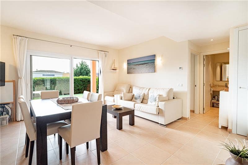 2 slaapkamer Strandappartement te koop in Sa Rapita / La Rapita met zwembad garage - € 590.000 (Ref: 8710625)