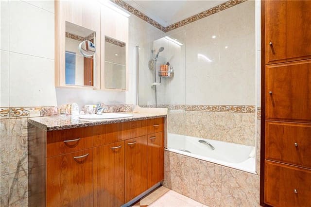 2 quarto Apartamento para venda em Son Dureta, Palma de Mallorca - 585 000 € (Ref: 8799721)