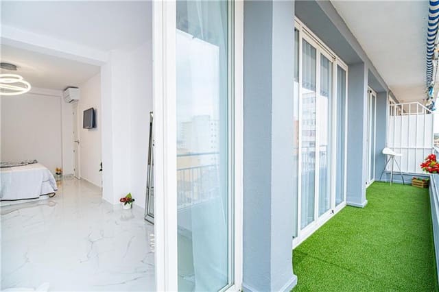 4 sypialnia Apartament przy plaży na sprzedaż w Llucmajor - 595 000 € (Ref: 8848057)