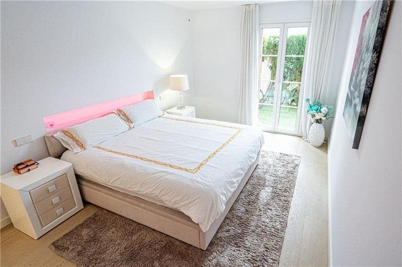 3 slaapkamer Strandappartement te koop in Manacor met zwembad garage - € 799.000 (Ref: 8863098)