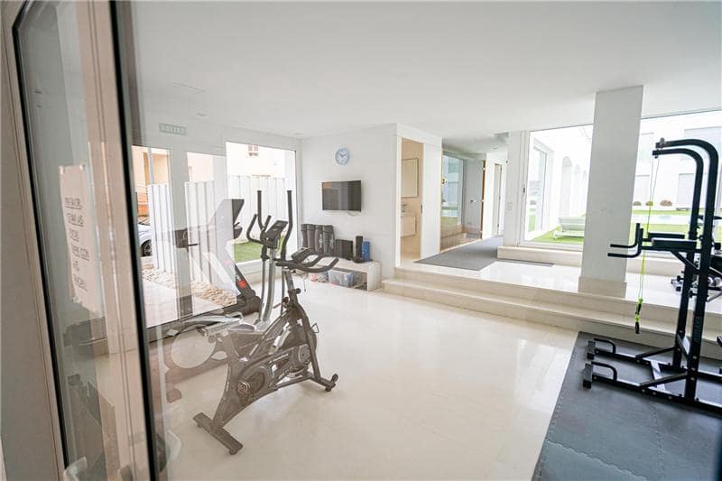 3 slaapkamer Strandappartement te koop in Manacor met zwembad garage - € 799.000 (Ref: 8863098)