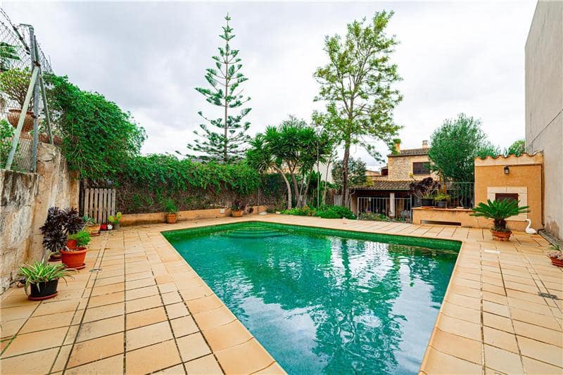 5 soveværelse Villa til salg i Palma de Mallorca med swimmingpool garage - € 1.456.000 (Ref: 8866291)