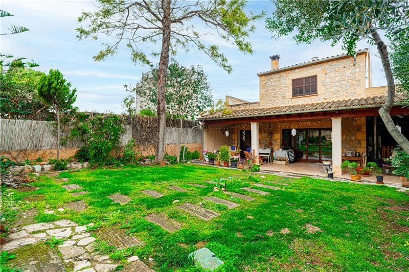 5 soveværelse Villa til salg i Palma de Mallorca med swimmingpool garage - € 1.456.000 (Ref: 8866291)