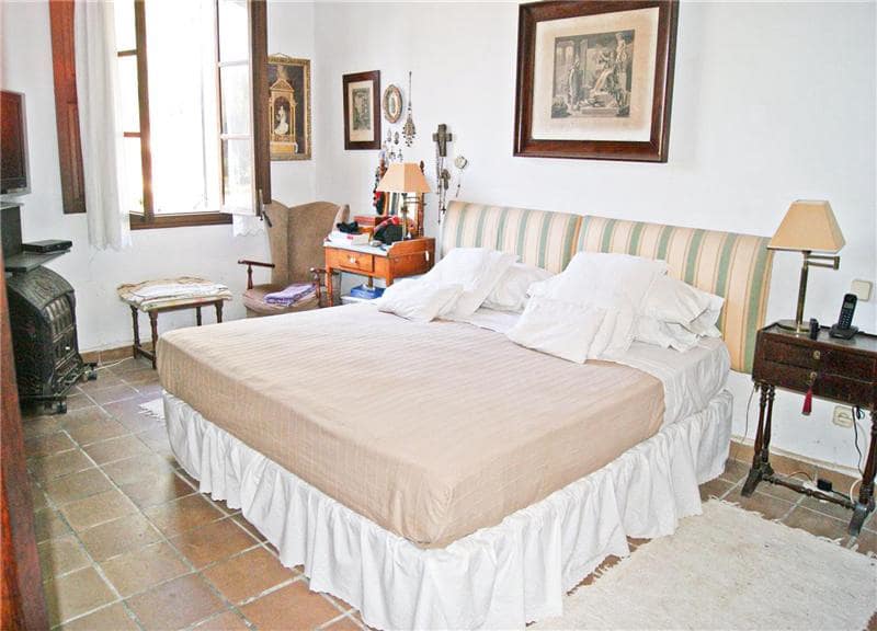 3 slaapkamer Finca/Landhuis te koop in Calvia met zwembad garage - € 1.575.000 (Ref: 8880311)