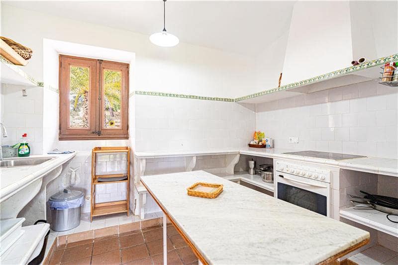 Finca/Casa Rural de 3 habitaciones en Calvià en venta con piscina garaje - 1.575.000 € (Ref: 8880311)