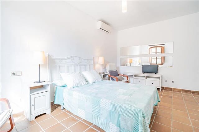 3 chambre Finca/Maison de Campagne à vendre à Peguera / Paguera, Calvià avec piscine garage - 1 575 000 € (Ref: 8880311)