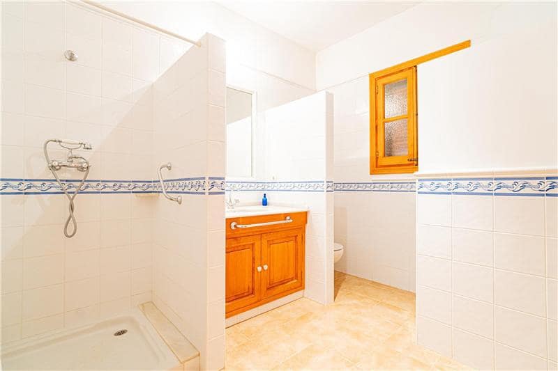 4 soveværelse Finca/Landehus til salg i Selva med garage - € 1.800.000 (Ref: 8924840)