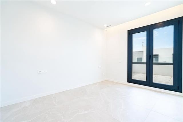 4 makuuhuone Omakotitalo myytävänä paikassa Las Maravillas, Palma de Mallorca mukana uima-altaan 
autotalli - 1 100 000 € (Ref: 8939146)