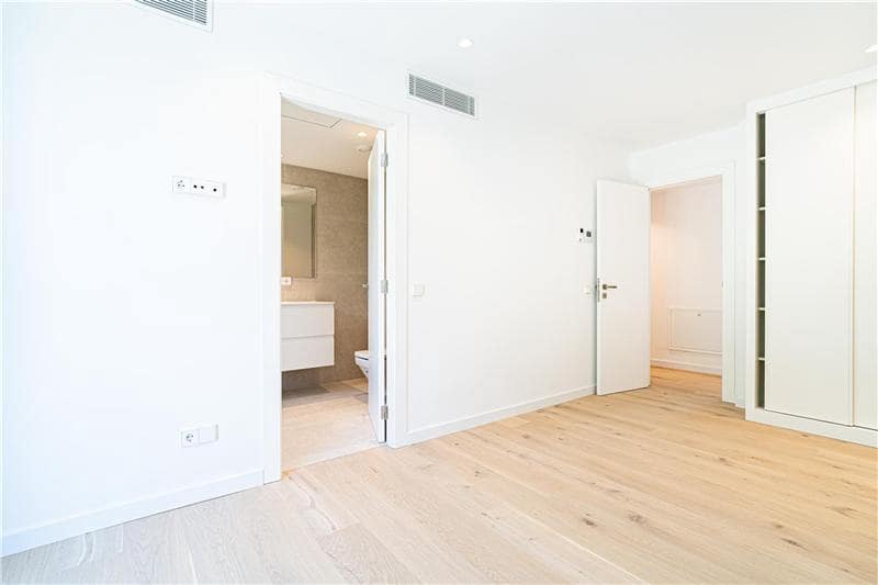 3 soveværelse Penthouse til salg i Palma de Mallorca med swimmingpool - € 695.000 (Ref: 8951953)