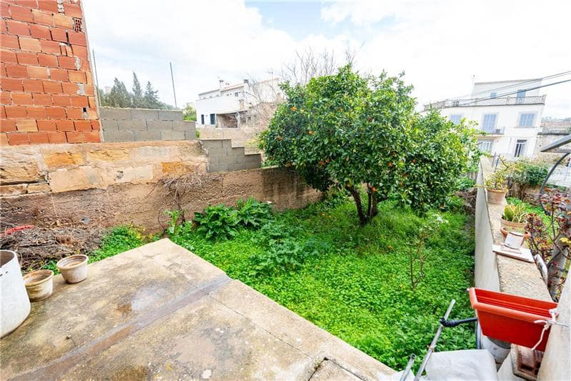 Townhouse for sale in Montuiri - € 367,000 (Ref: 8986586)