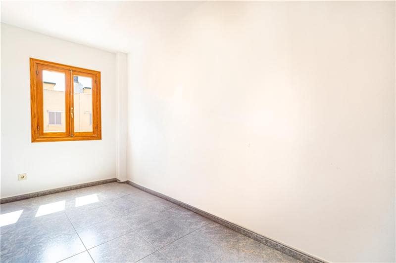 3 soveværelse Strandlejlighed til salg i Palma de Mallorca med garage - € 475.000 (Ref: 9009196)