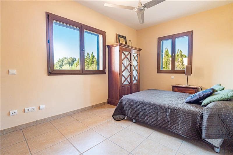 4 soveværelse Finca/Landehus til salg i Algaida med swimmingpool garage - € 1.750.000 (Ref: 9029998)