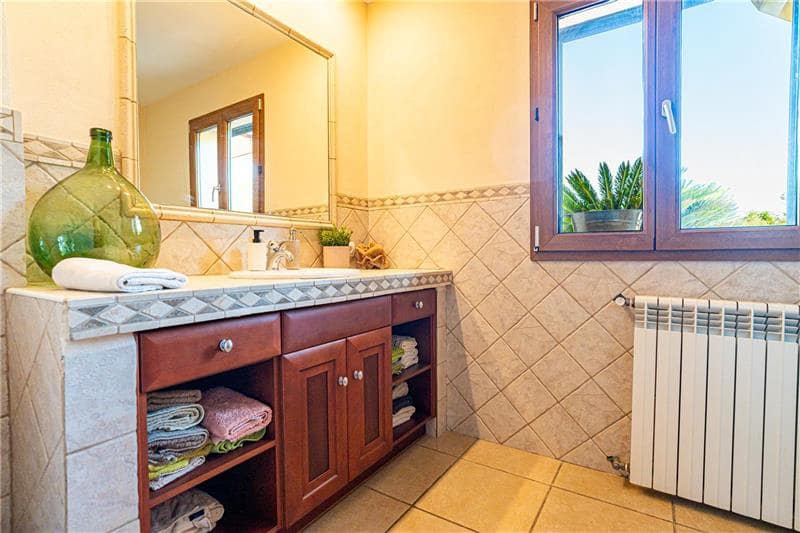 4 soveværelse Finca/Landehus til salg i Algaida med swimmingpool garage - € 1.750.000 (Ref: 9029998)