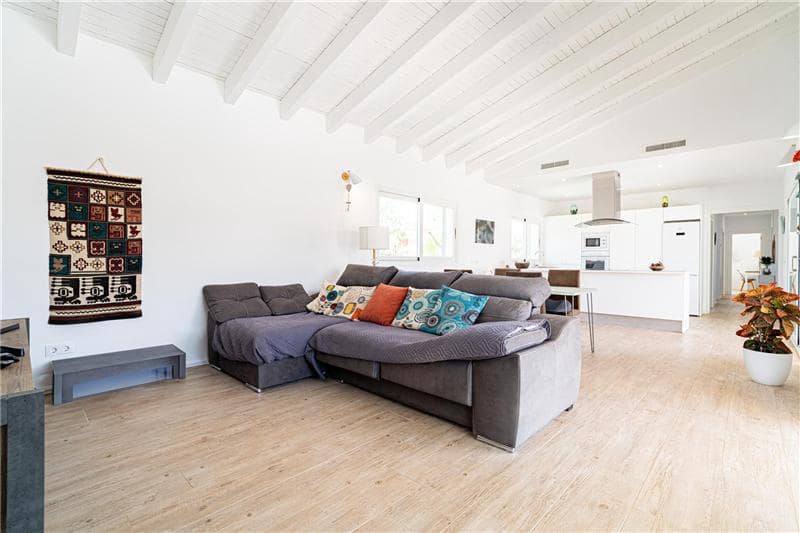 3 soverom Villa til salgs i Campos med svømmebasseng garasje - € 1 680 000 (Ref: 9081945)