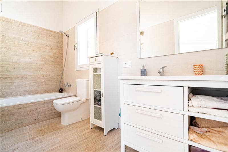 3 soverom Villa til salgs i Campos med svømmebasseng garasje - € 1 680 000 (Ref: 9081945)