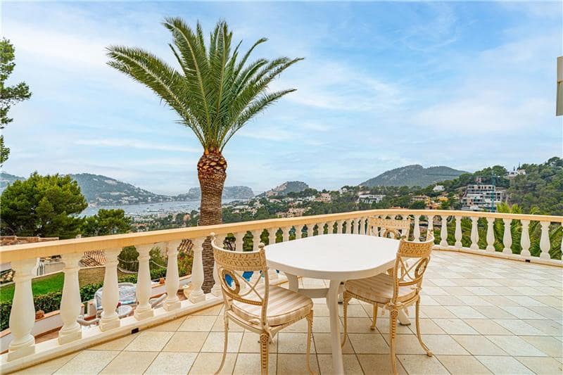 4 soveværelse Villa til salg i Andratx med swimmingpool garage - € 3.900.000 (Ref: 9084251)